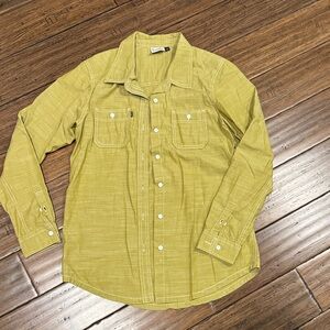 Kavu Women’s Button-Down Shirt- Lightweight